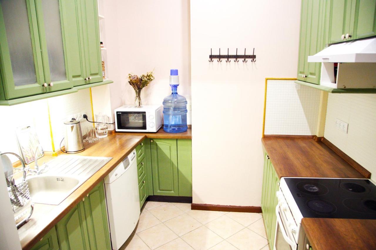 Kashtan Guest House Kyiv Exterior photo